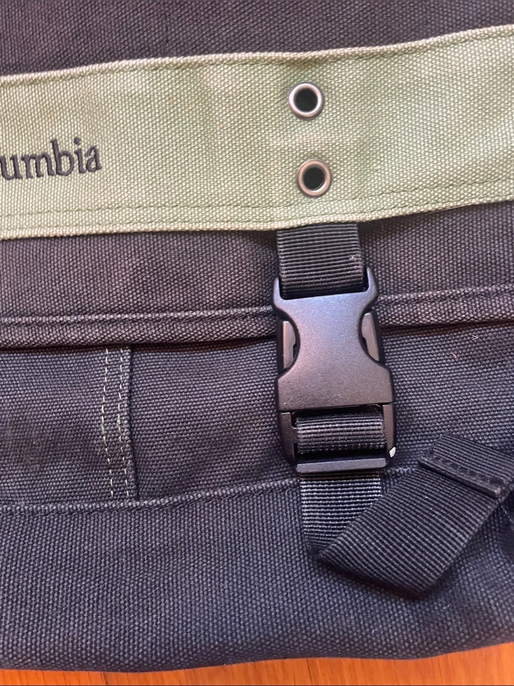 Columbia Black Messenger Canvas Bag with Olive Accent (OL3)